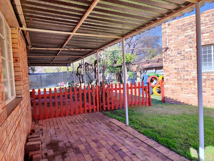 4 Bedroom Property for Sale in Flamwood North West